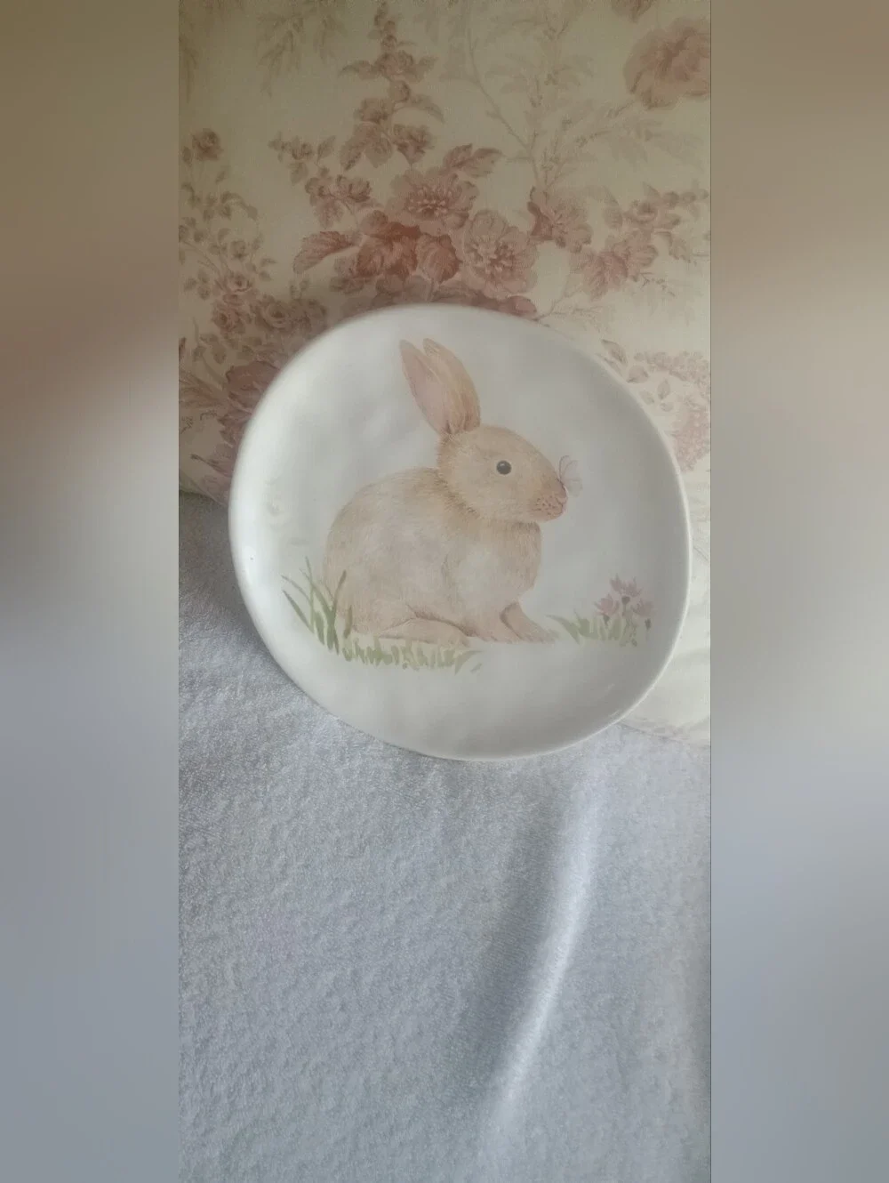 Decorative Bunny Plate in Soft Pastel Neutrals